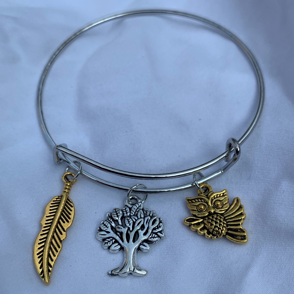 Brand New! Handmade! Adjustable Charm Bangle Bracelet! - Picture 6 of 7